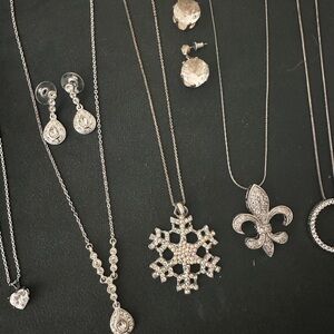 Elegant Silver Jewelry Set